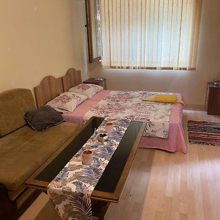 Апартамент Столетов فارنا المظهر الخارجي الصورة